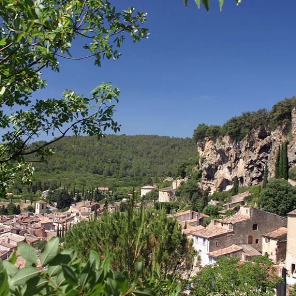 secrtrip-landscape-provence-green-02